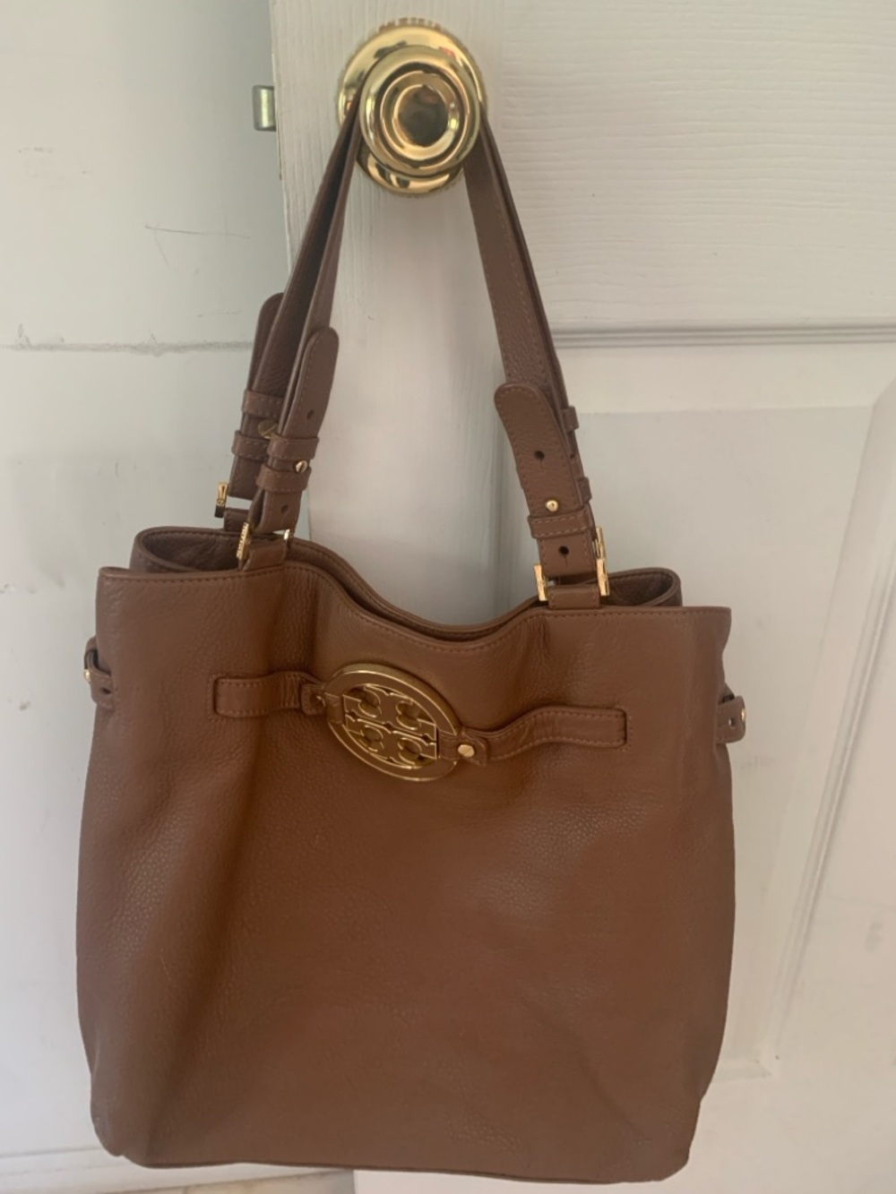 Tory Burch Brown Leather Shoulder Bag with Gold Logo